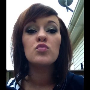 Meet your Posher, Brandy