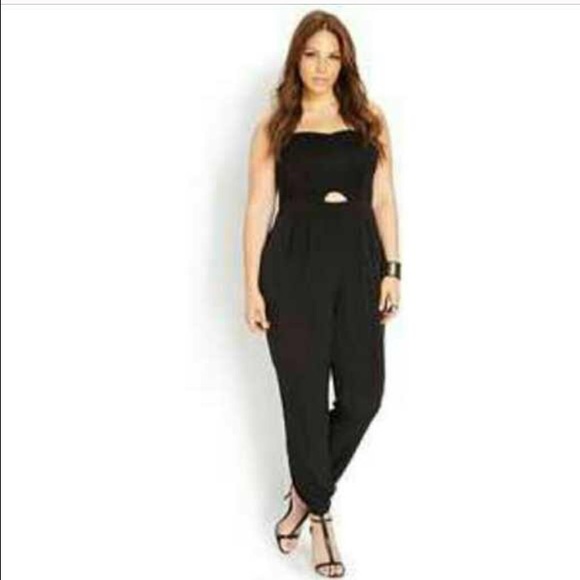 Black Jumpsuit with Keyhole reposhed!