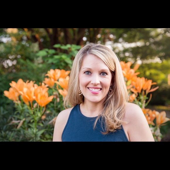 Meet your Posher, Liane - Picture 1 of 1