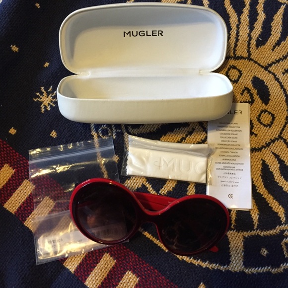 Mugler Round Red Sunglasses