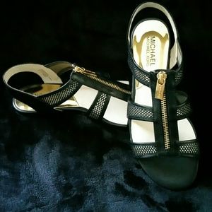 NWB Michael Kors Sandal