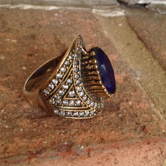 SAPPHIRE TOPAZ RING - Picture 2 of 4