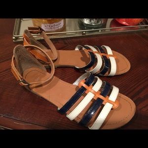 Gap sandals