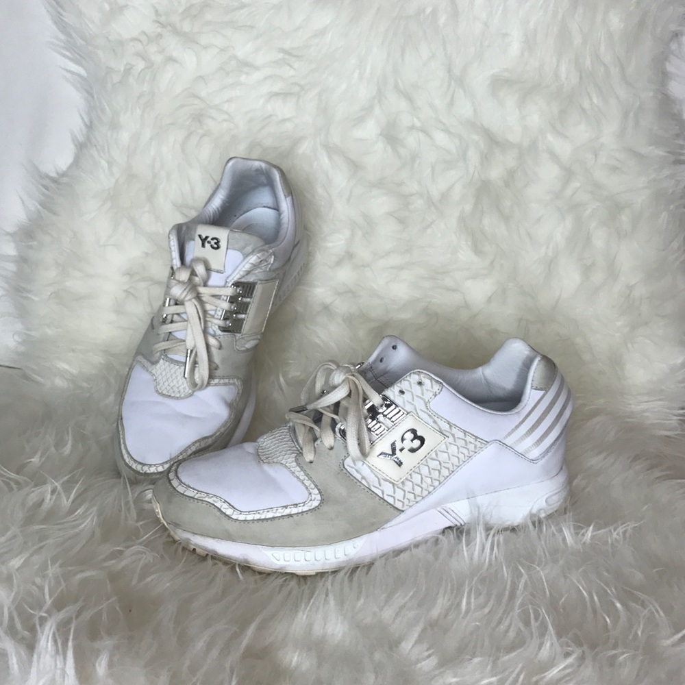 (SOLD) Y-3 RARE WHITE Sagas SNEAKERS