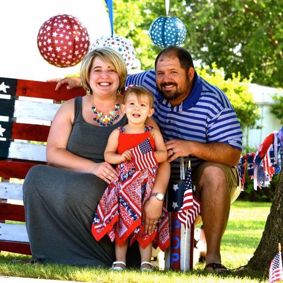 Meet your Posher, Jessica - Picture 1 of 1