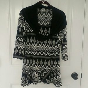 Tunic with cowl collar. Size xlarge