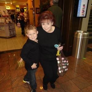 Meet your Posher, Marilyn