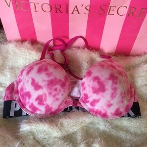 🛍💙NEW WITH OUT TAGS PINK VS PUSH-UP BRA💙🛍