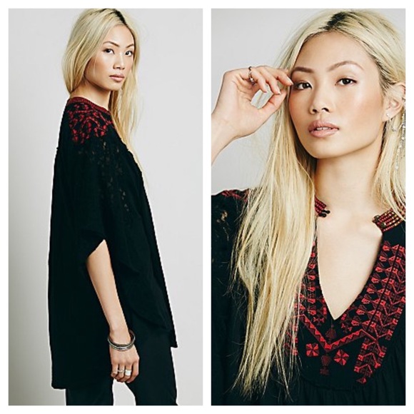 FREE PEOPLE Black Lace Cape Oversized Tunic NWT - Picture 2 of 4