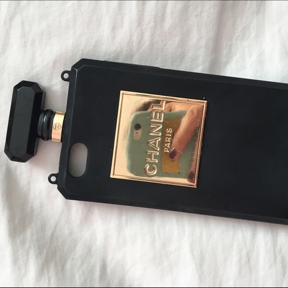 reserved for bundle ❌❌❌ Black iPhone 5 case - Picture 3 of 3