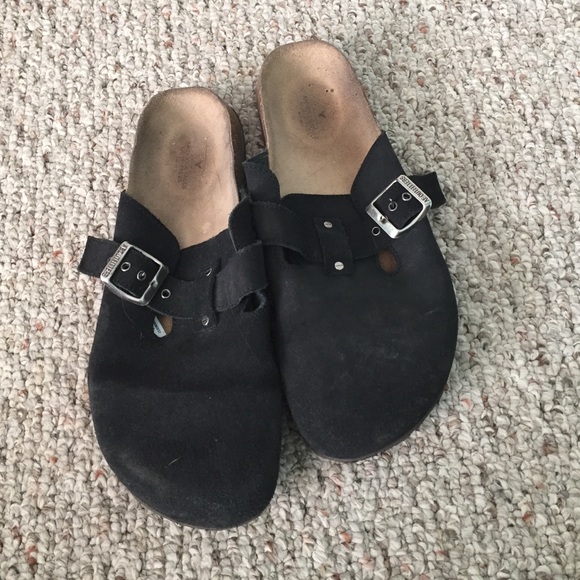 American eagle slide on clog type shoes