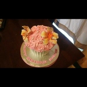 Meet your Posher, Maegan