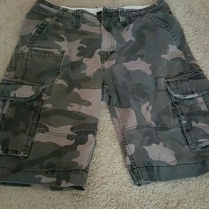Men cargo shorts