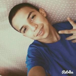 Meet your Posher, Moises