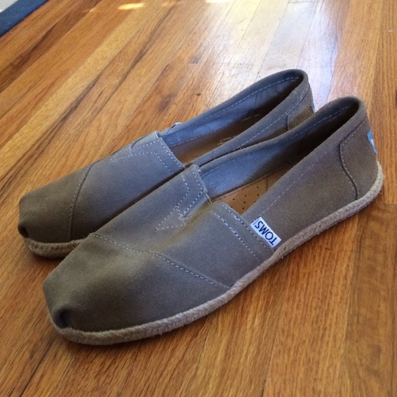 Toms Beige Flats