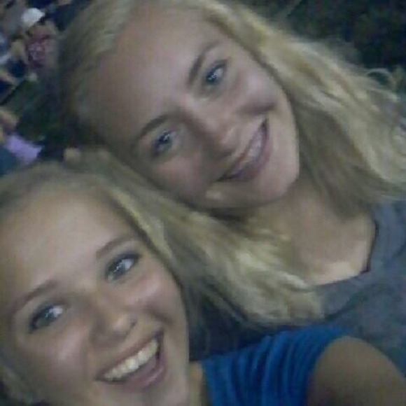 Meet your Posher, Sophia - Picture 1 of 1