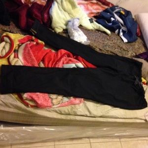 Jaanuu Skinny styled black scrub pants!