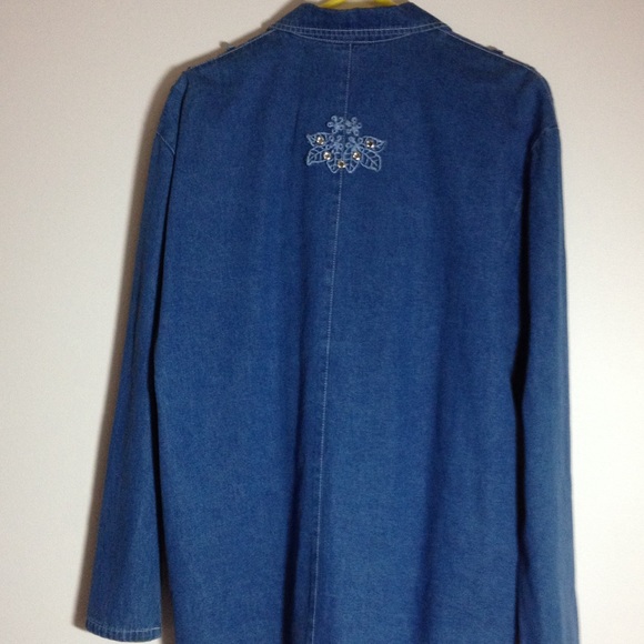 Embellished denim blazer. Worn 3 times. - Picture 4 of 4