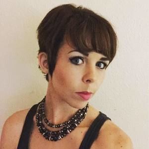 Meet your Posher, Whitney