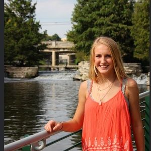 Meet your Posher, Amanda