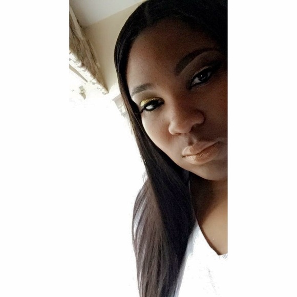 Meet your Posher, Dezhanique - Picture 1 of 1