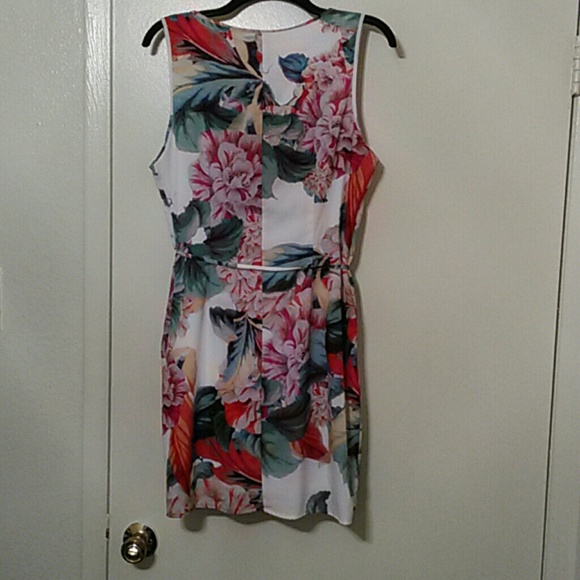 H&M Dress - Picture 2 of 2