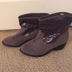 Sparkling booties