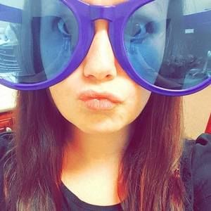 Meet your Posher, Marica