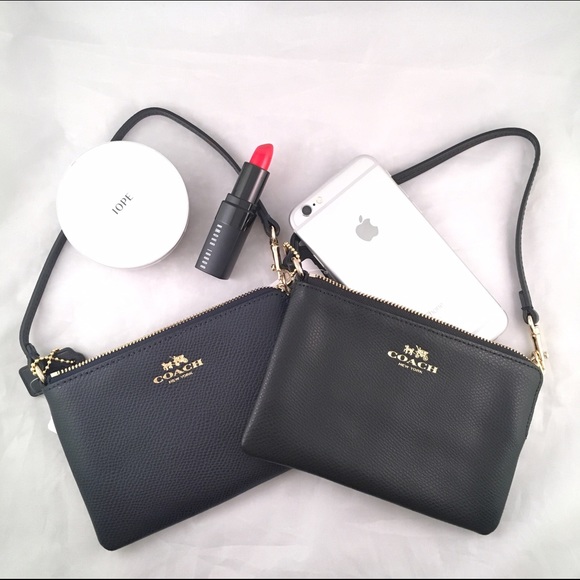 Coach little handbag(Navy)