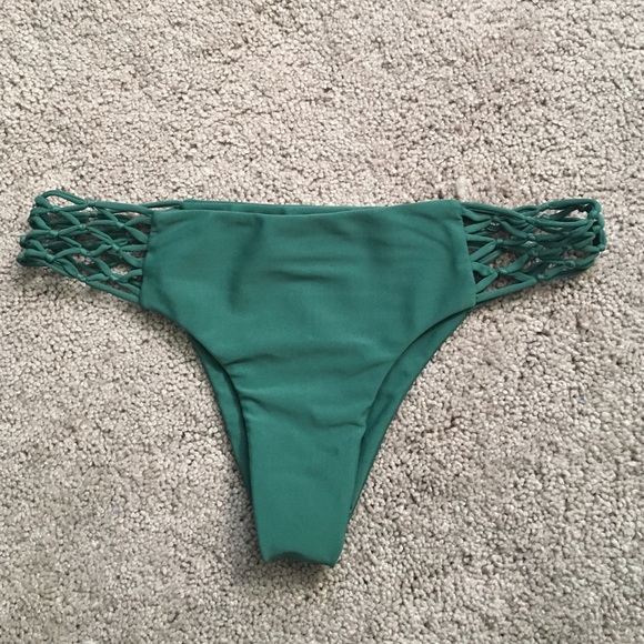 Mikoh bottoms!!
