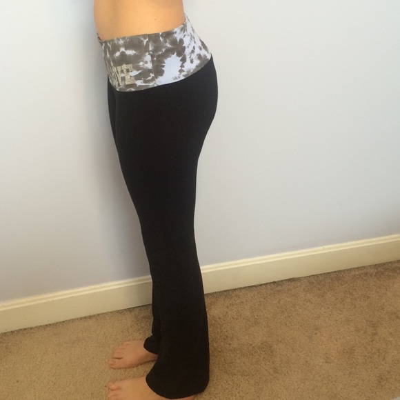 Boot cut yogas