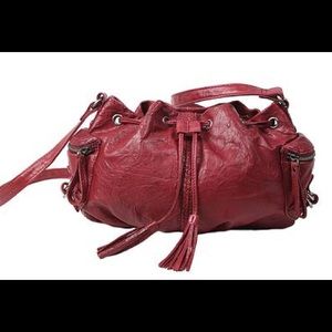 Burgundy leather crossbody bucket bag
