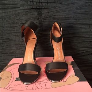 Charvet model by Jeffrey Campbell