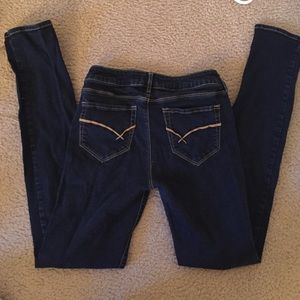 Bullhead skinny jeans