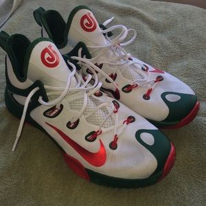 Nike zooms