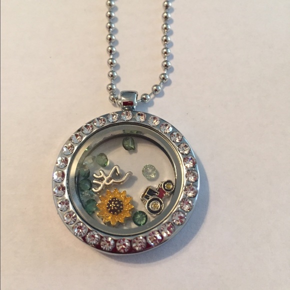 🍂Country floating locket🍂