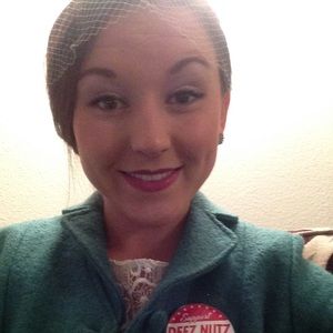 Meet your Posher, Jade