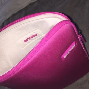 IPAD 1 & 2 travel slip! (Not for mini iPads)