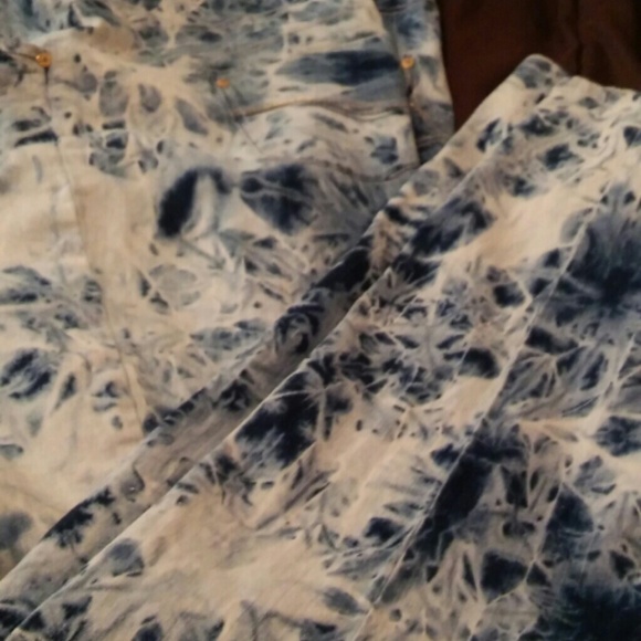 Jeans - Picture 2 of 4