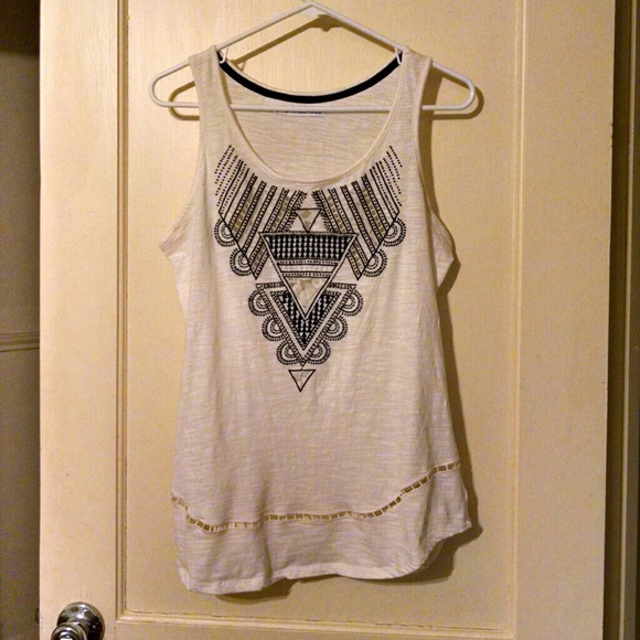 White tribal tank