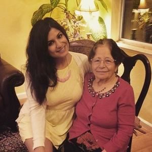 Meet your Posher, Nina