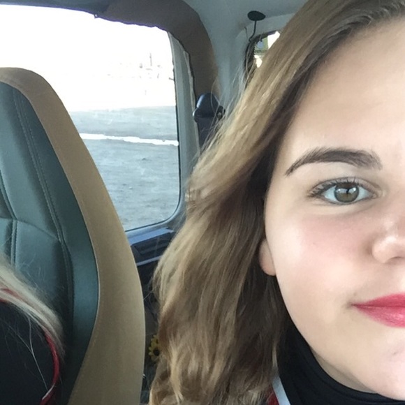 Meet your Posher, Maddy - Picture 1 of 1