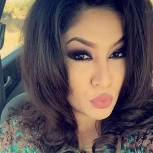 Meet your Posher, Natausha