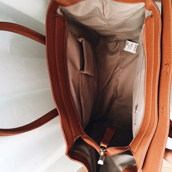 NWT structured camel bag - Picture 3 of 3