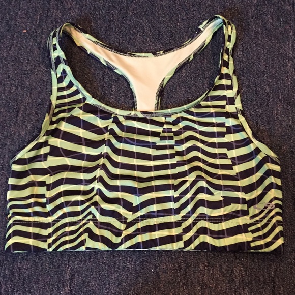Reversible champion bra
