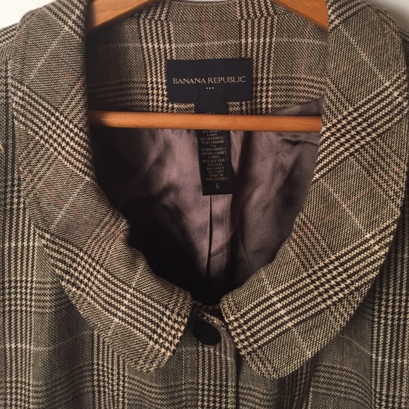 Banana Republic Plaid Blazer - Picture 2 of 3