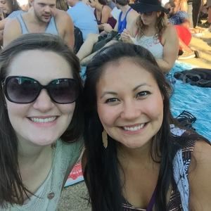 Meet your Posher, Lauren