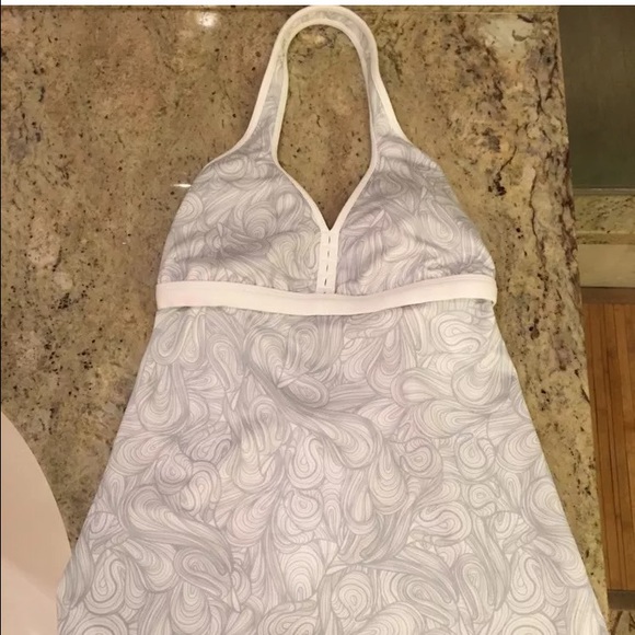 lululemon padded bra top(removable) halter top