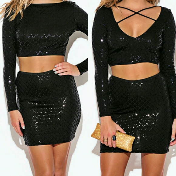 Dresses & Skirts - Black Sequined Two Piece Set Dress