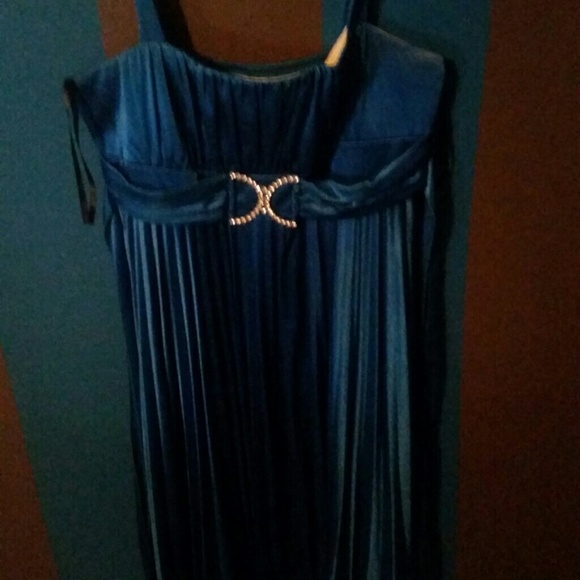 Blue homecoming dress - Picture 1 of 3